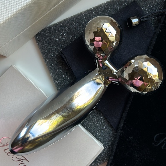 ReFa CARAT Massage Roller - Picture 5 of 10